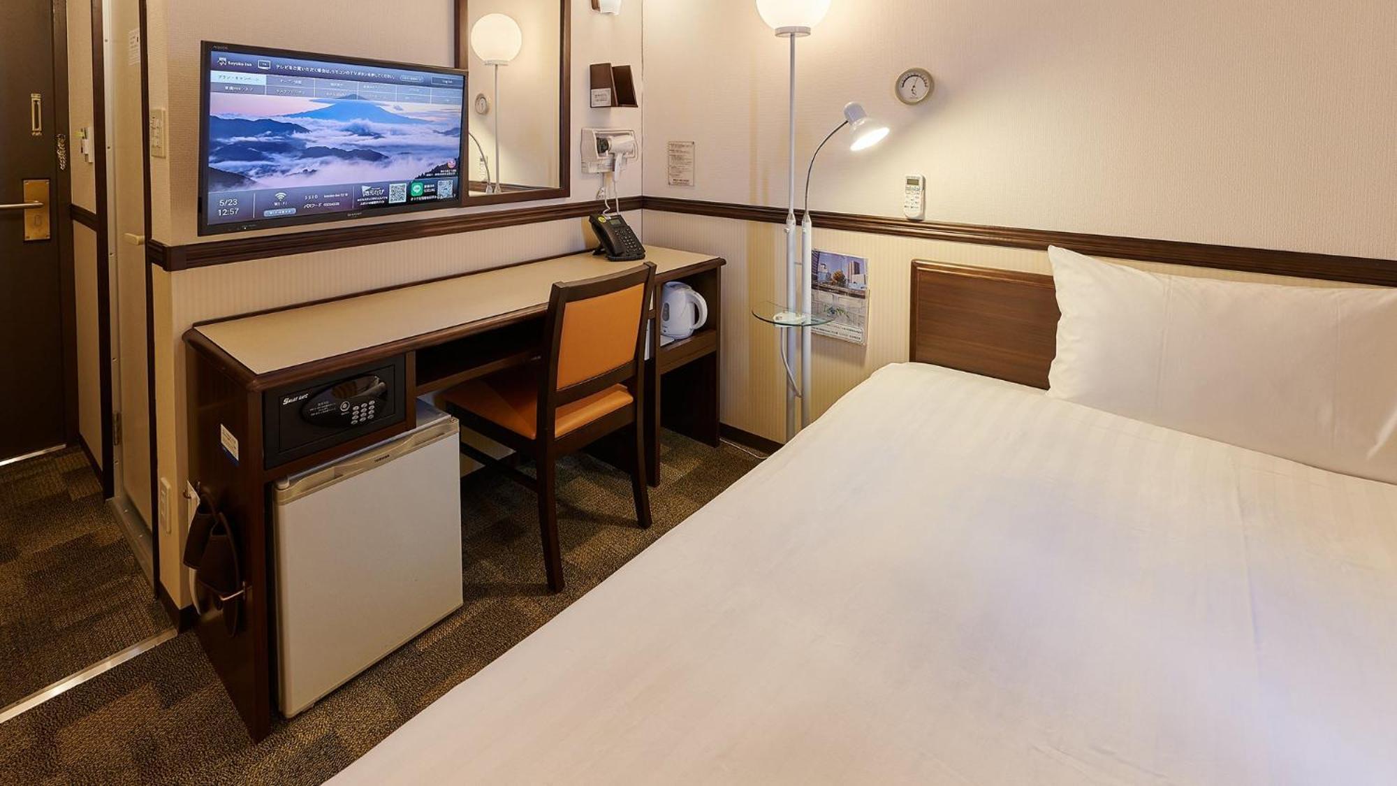 Toyoko Inn Gumma Isesaki Ekimae Номер фото