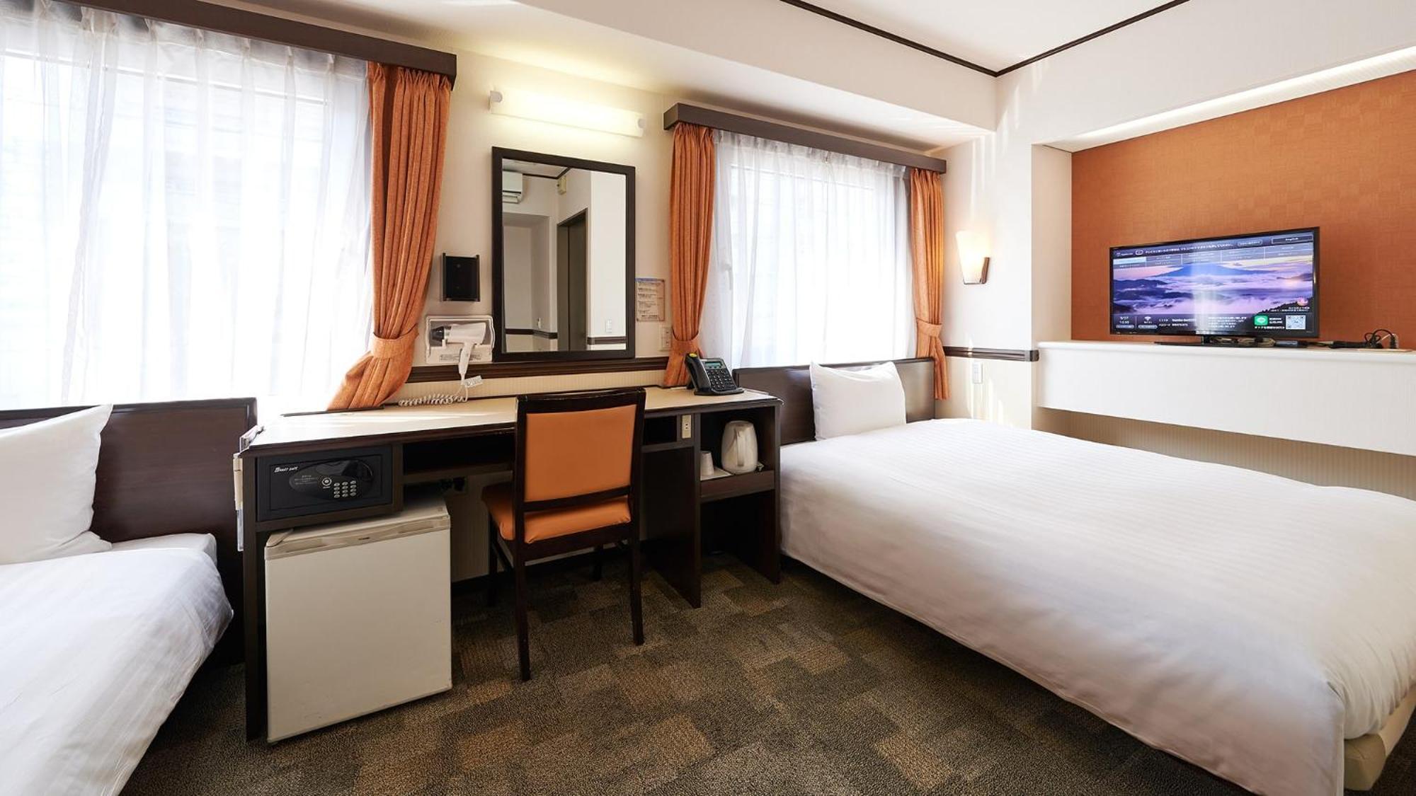 Toyoko Inn Gumma Isesaki Ekimae Экстерьер фото